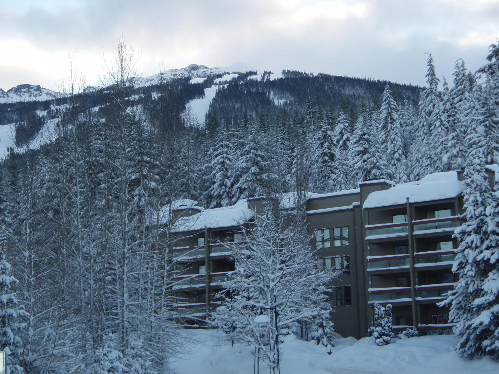 Tantalus Resort Lodge Whistler Exterior foto